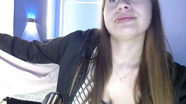 Olivia11  online show from September 2025 12:10:01 PM