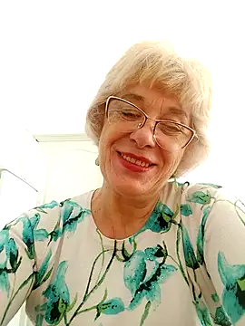 Snapshot of 52MiaLove02 chatting on September 2025 07:56:02 AM 52MiaLove02 online show from September 2025 07:56:02 AM