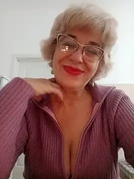 Snapshot of 52MiaLove02 chatting on October 2025 04:34:01 AM 52MiaLove02 online show from October 2025 04:34:01 AM