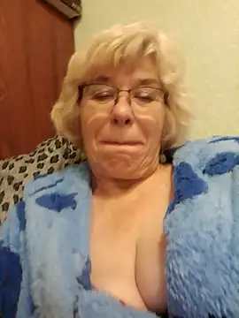 Snapshot of 52MiaLove02 chatting on October 2025 05:59:02 PM 52MiaLove02 online show from October 2025 05:59:02 PM