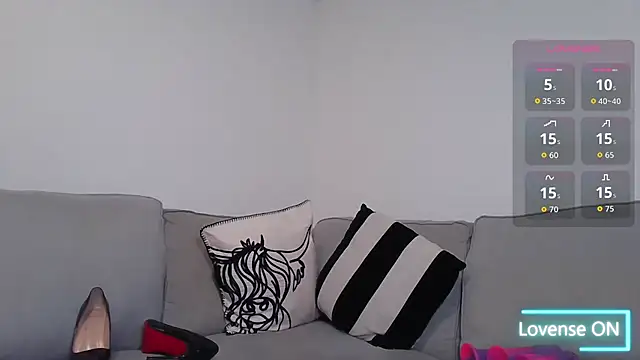 Snapshot of Harley-Moon chatting on November 2025 10:59:01 AM Harley-Moon online show from November 2025 10:59:01 AM