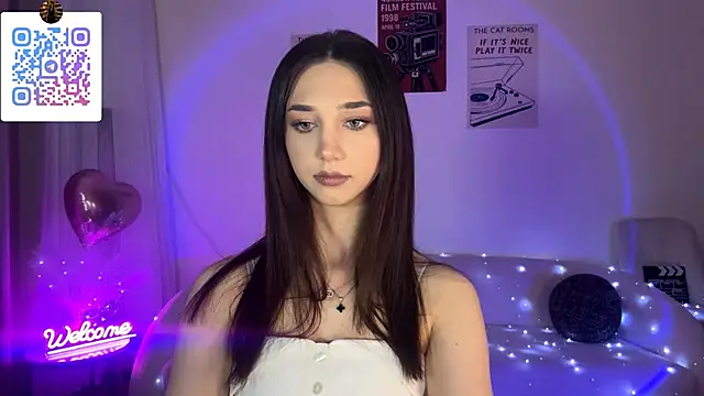 LinaMour online show from May 2026 10:26:01 PM