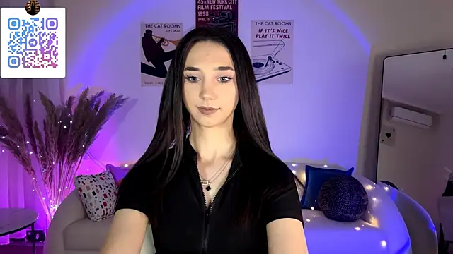 LinaMour online show from July 2026 10:28:02 PM
