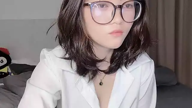 Snapshot of Xoxo-258 chatting on October 2025 01:50:02 AM Xoxo-258 online show from October 2025 01:50:02 AM