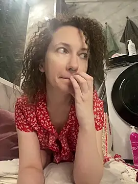 Kitty Kisss online show from March 2026 02:11:02 PM