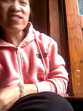 tuyetnhi-00 online show from September 2025 03:43:01 AM