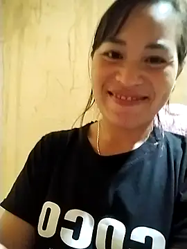 tuyetnhi-00 online show from October 2025 04:32:02 AM