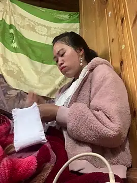 Snapshot of tuyetnhi-00 chatting on February 2026 12:31:01 AM tuyetnhi-00 online show from February 2026 12:31:01 AM