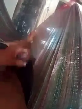 Snapshot of pauzao23vm chatting on December 2025 02:45:02 PM pauzao23vm online show from December 2025 02:45:02 PM