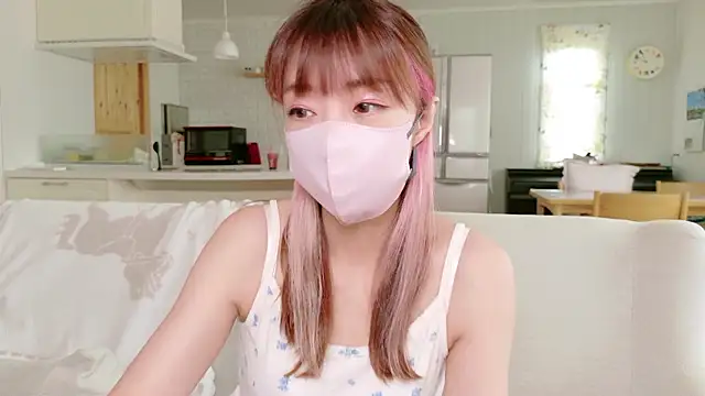 Snapshot of SUZU_1201 chatting on September 2025 12:54:01 AM SUZU 1201 online show from September 2025 12:54:01 AM