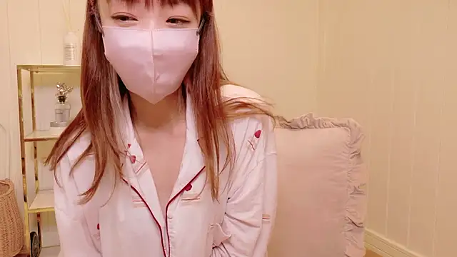 Snapshot of SUZU_1201 chatting on September 2025 12:20:01 PM SUZU 1201 online show from September 2025 12:20:01 PM