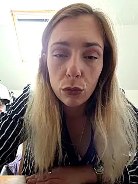 Snapshot of SexyAlya chatting on September 2025 03:27:02 PM SexyAlya online show from September 2025 03:27:02 PM