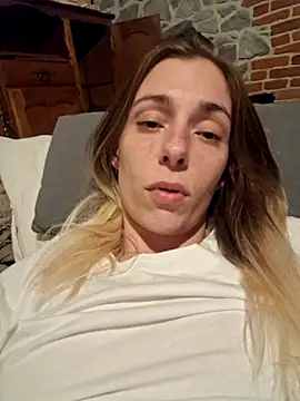 Snapshot of SexyAlya chatting on October 2025 11:00:02 PM SexyAlya online show from October 2025 11:00:02 PM