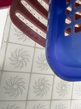 Tiffany-yy online show from September 2025 01:07:01 AM