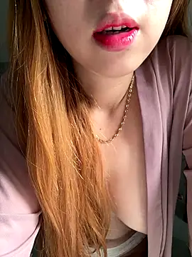 Tiffany-yy online show from November 2025 04:17:02 AM