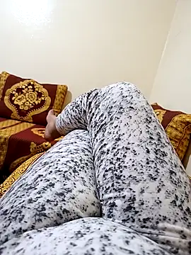 Snapshot of Charmota_sexi chatting on November 2025 05:34:02 PM Charmota sexi online show from November 2025 05:34:02 PM