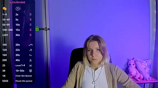 gloria bubble online show from October 2025 07:03:02 PM