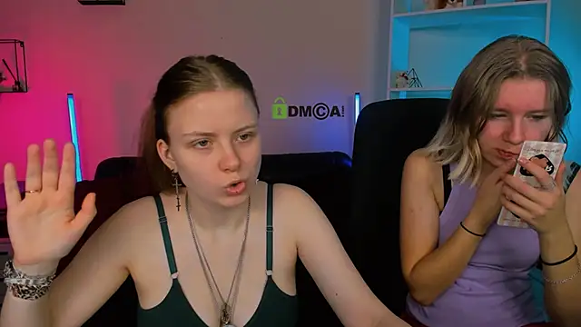 gloria bubble online show from November 2025 10:21:01 AM