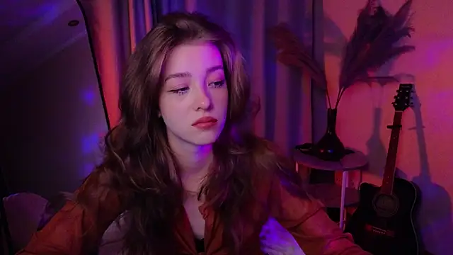 Snapshot of AstraMist chatting on September 2025 03:15:02 PM AstraMist online show from September 2025 03:15:02 PM