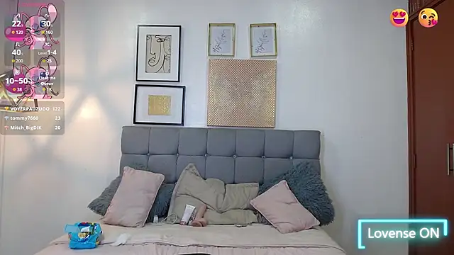  naomi s online show from January 2026 05:27:02 PM