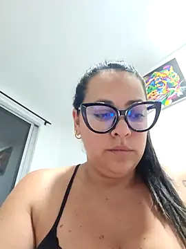 Nicoleefaith  online show from April 2026 12:09:02 AM