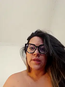 Nicoleefaith  online show from May 2026 11:48:01 AM