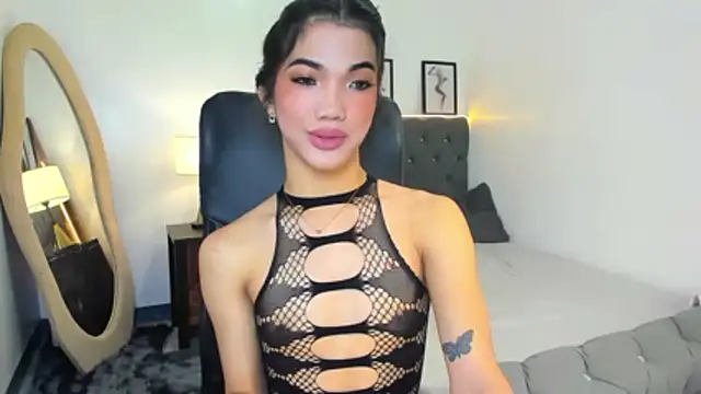 Snapshot of CassieSommereux chatting on October 2025 06:04:01 PM CassieSommereux online show from October 2025 06:04:01 PM