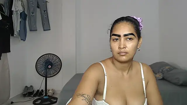 MichellSexxx online show from September 2025 07:06:02 PM