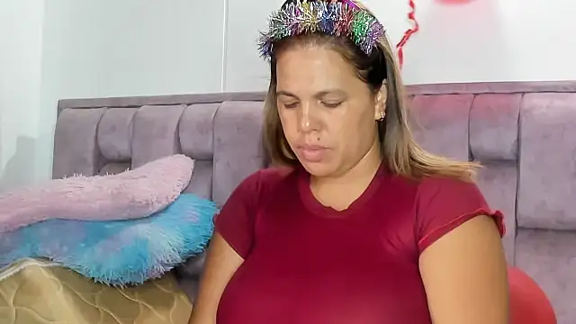 Alexa-Hunter online show from September 2025 02:40:02 PM