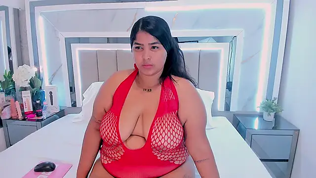 Snapshot of JuliethaVillalobos chatting on November 2025 12:43:02 AM JuliethaVillalobos online show from November 2025 12:43:02 AM
