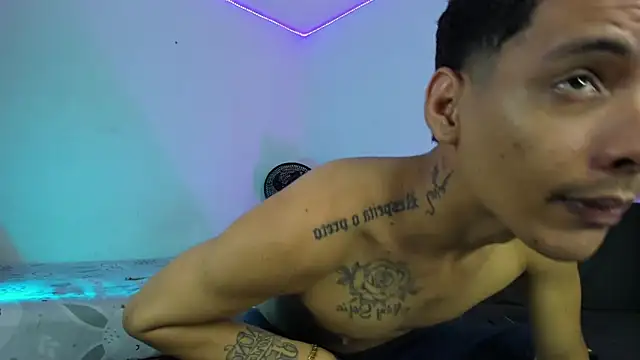 twinkDuohot online show from April 2026 09:19:01 PM