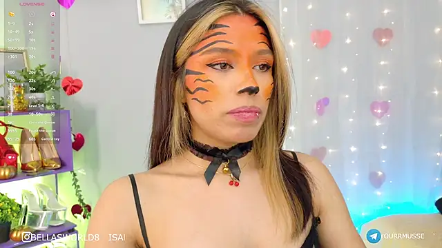 yourrmuse online show from November 2025 05:43:02 AM