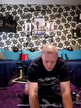 Snapshot of Sklave-Sille chatting on September 2025 01:00:02 PM Sklave-Sille online show from September 2025 01:00:02 PM