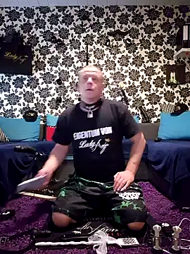 Snapshot of Sklave-Sille chatting on September 2025 09:20:01 AM Sklave-Sille online show from September 2025 09:20:01 AM