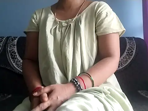 Snapshot of NehaQn chatting on September 2025 01:05:01 AM NehaQn online show from September 2025 01:05:01 AM