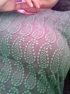 Snapshot of NehaQn chatting on September 2025 09:00:01 AM NehaQn online show from September 2025 09:00:01 AM