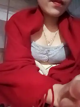 LucyyLy online show from January 2026 12:19:01 PM