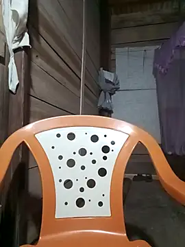 LucyyLy online show from April 2026 12:10:01 AM