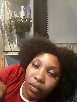 freakynyashXxXx online show from October 2025 05:00:01 PM