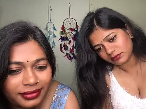 Snapshot of HoleyCoupon chatting on January 2026 07:30:01 PM HoleyCoupon online show from January 2026 07:30:01 PM