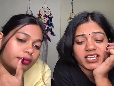 Snapshot of HoleyCoupon chatting on January 2026 06:35:02 PM HoleyCoupon online show from January 2026 06:35:02 PM