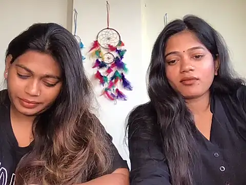 Snapshot of HoleyCoupon chatting on January 2026 09:24:02 AM HoleyCoupon online show from January 2026 09:24:02 AM