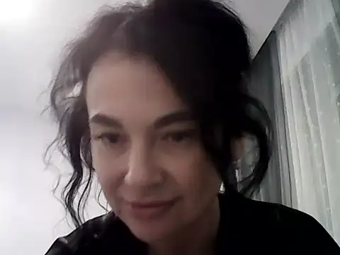 Maylissee online show from November 2025 12:06:02 PM