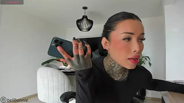 belllbonniie online show from November 2025 08:31:01 PM