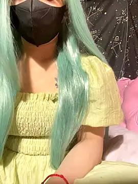 swallow-nice online show from October 2025 02:56:01 AM