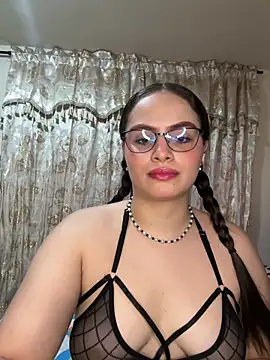 Tayler Kim online show from May 2026 05:53:02 PM