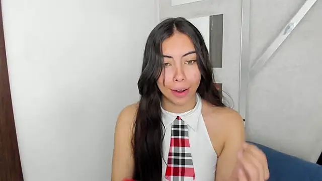 Alana Hott  online show from November 2025 04:44:02 AM