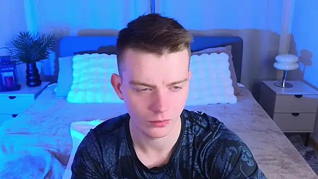 happy de1mos online show from October 2025 09:13:01 PM