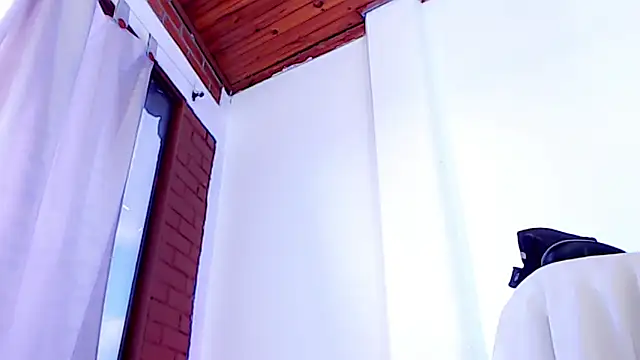 aura-monet online show from October 2025 09:49:02 PM