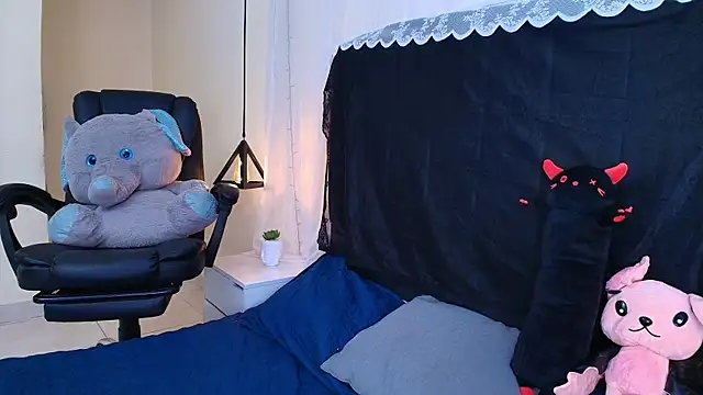 IvyBelle  online show from February 2026 11:30:01 AM